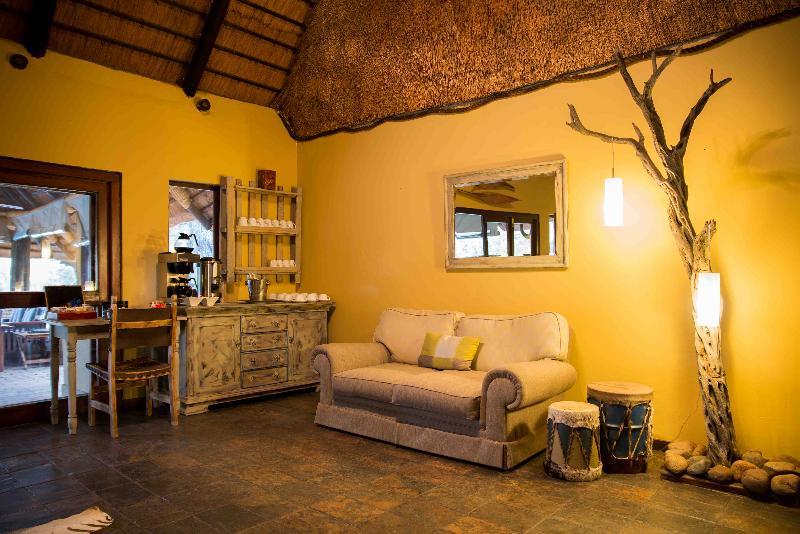 Mziki Safari Lodge Beestekraal  Exterior photo